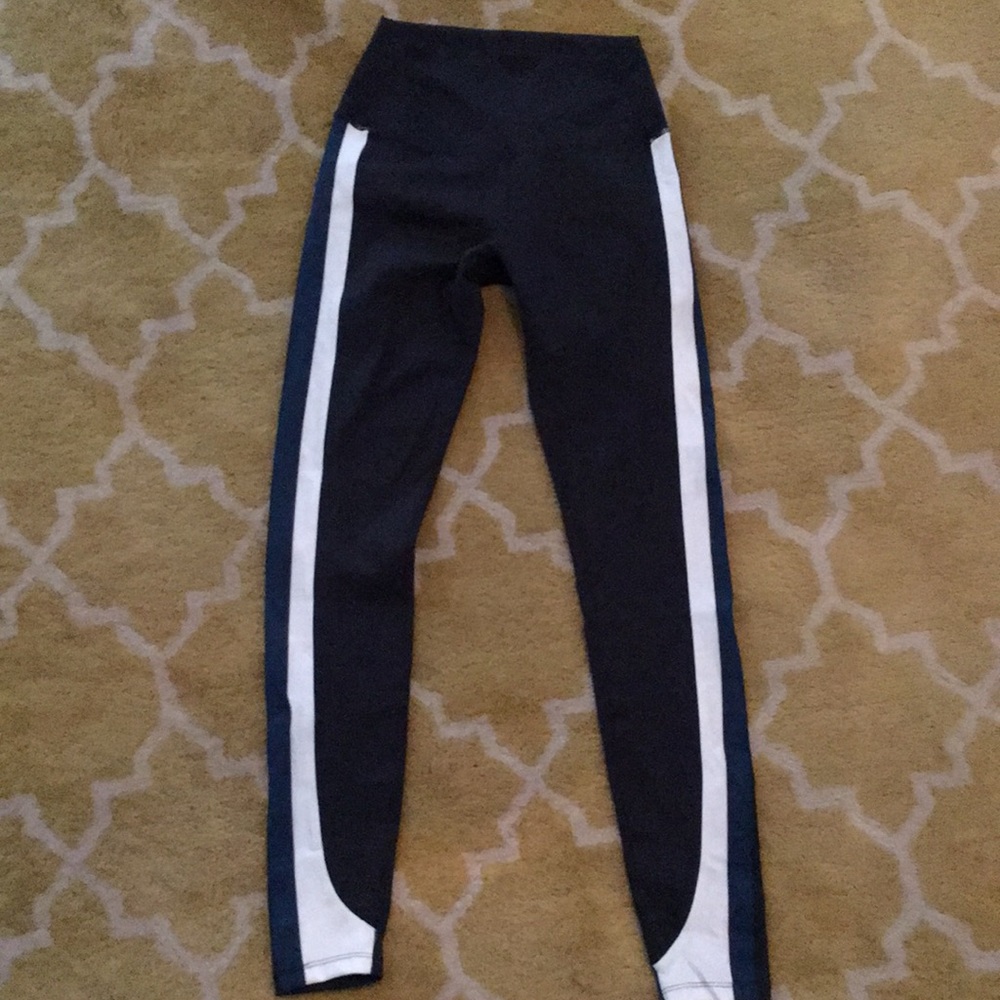 Never Been Worn Splits59 Small Navy Leggings